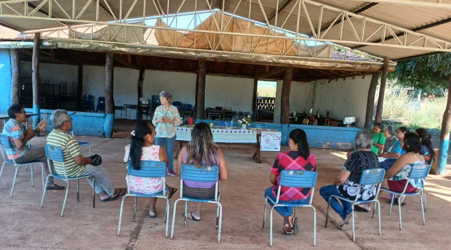 Vivência fraterna com os povos originários Terena e Atikun em Nioaque
