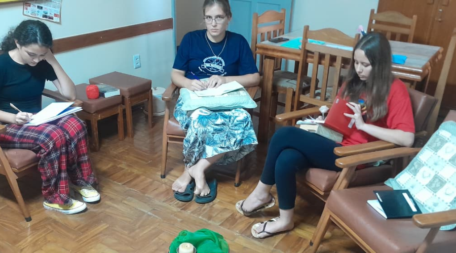 Chamadas pelo Amor: Juvenato inicia nova etapa na Betânia