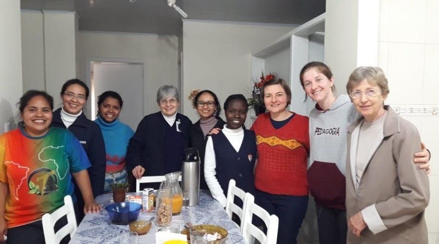 Encontro para estudo e partilha das Irmãs Junioristas da CIFA