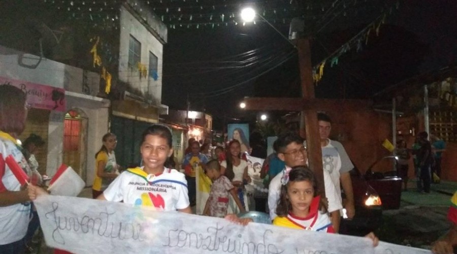 Área Missionária Nossa Senhora dos Navegantes promove Caminhada pela Paz