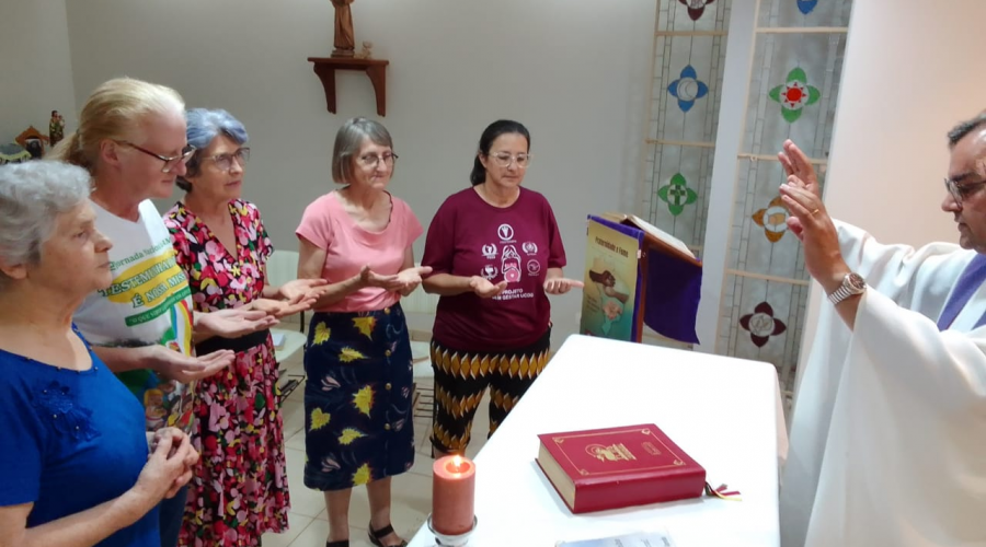 Alegria da convivência e acolhida fraterna